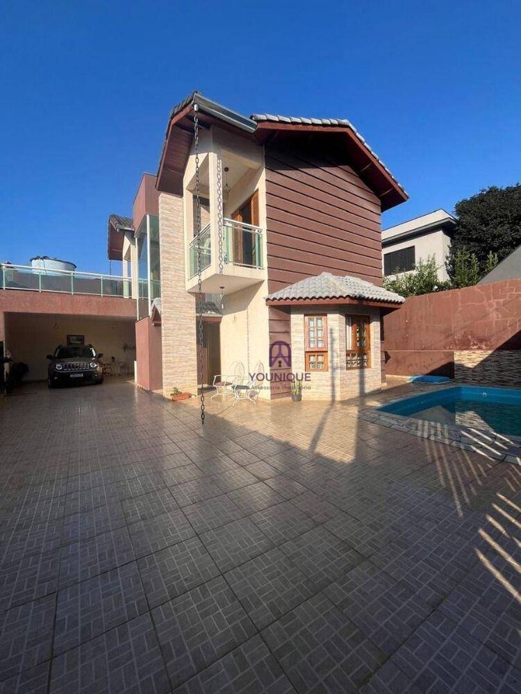 Casa, 3 quartos, 1556 m² - Foto 4