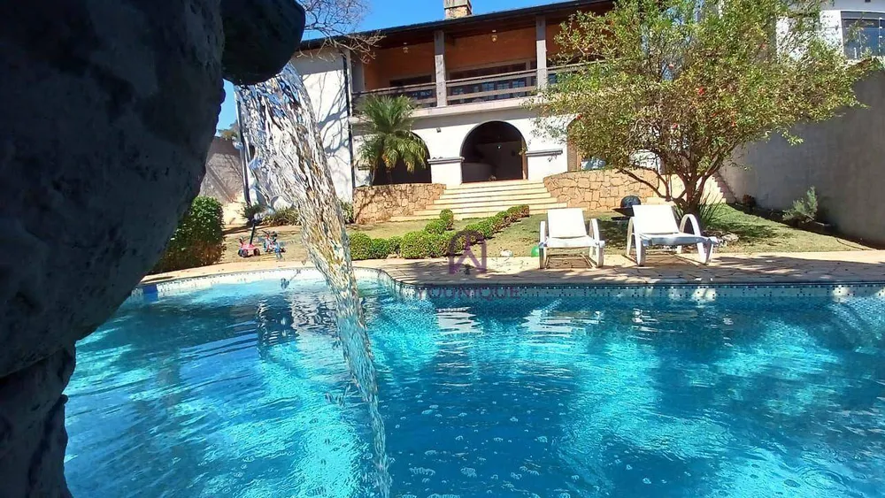 Casa, 5 quartos, 500 m² - Foto 1