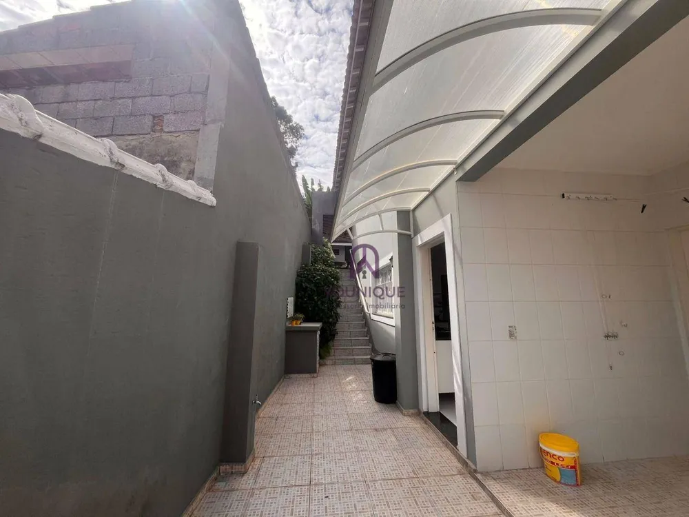 Casa, 4 quartos, 289 m² - Foto 2