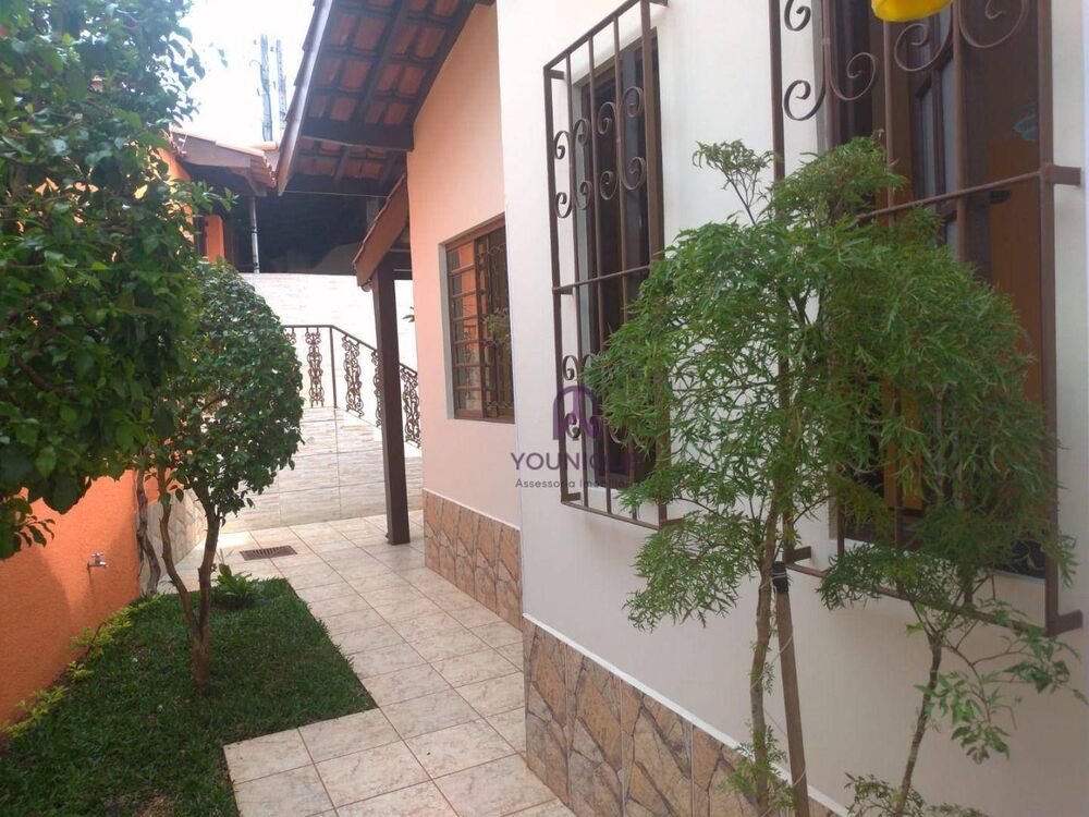Casa à venda com 2 quartos, 146m² - Foto 4