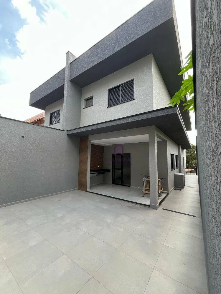 Casa, 3 quartos, 131 m² - Foto 3