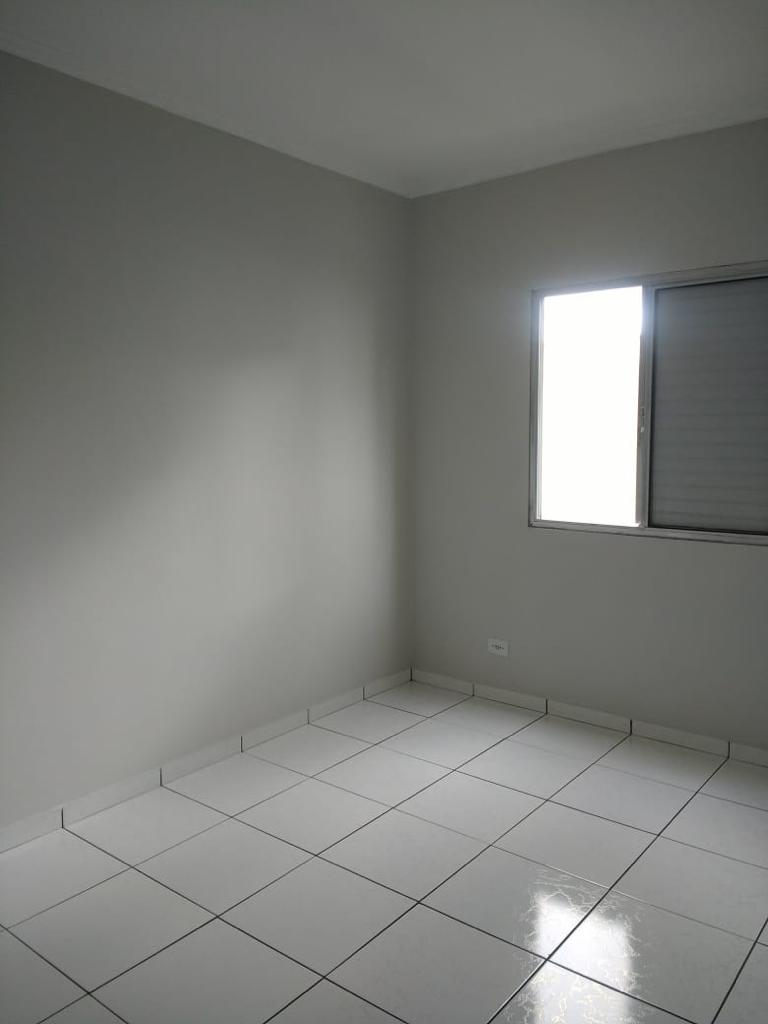 Apartamento à venda com 2 quartos, 67m² - Foto 2