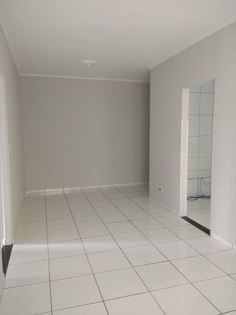 Apartamento à venda com 2 quartos, 67m² - Foto 4