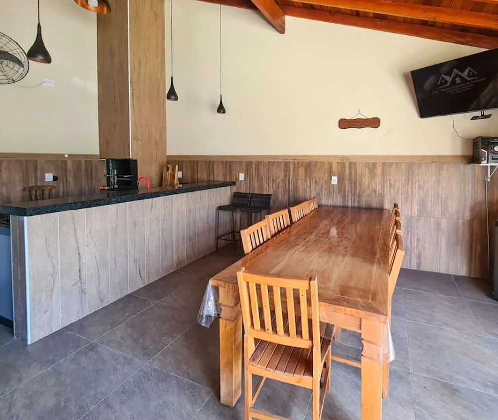 Casa, 3 quartos, 200 m² - Foto 1