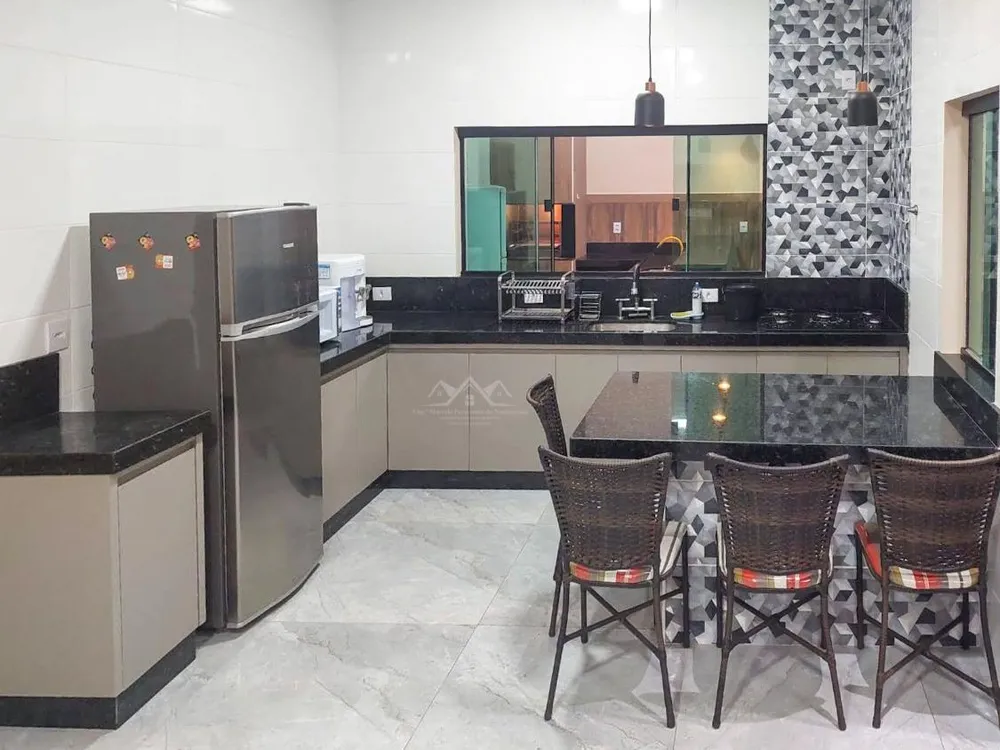 Casa, 3 quartos, 200 m² - Foto 3