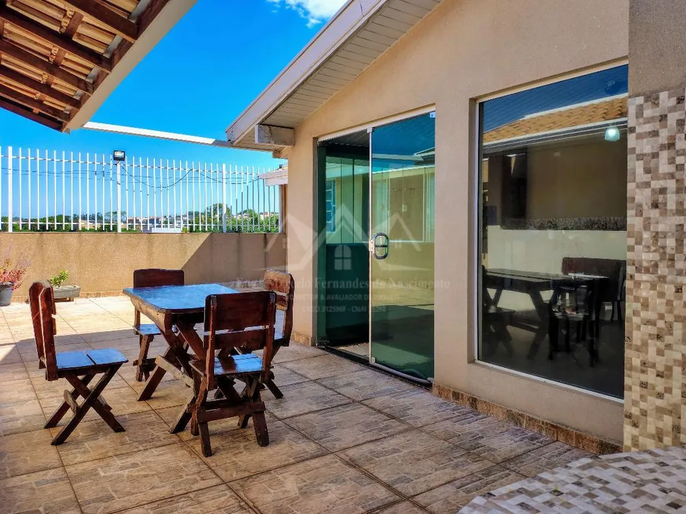 Casa, 3 quartos, 200 m² - Foto 3