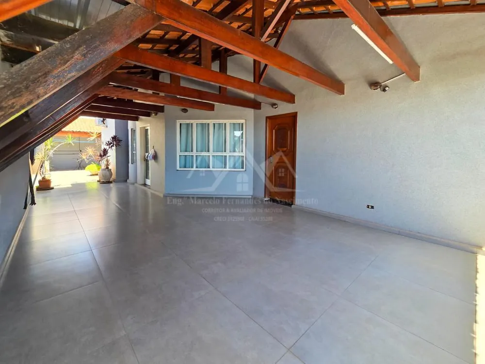 Casa, 4 quartos, 204 m² - Foto 1