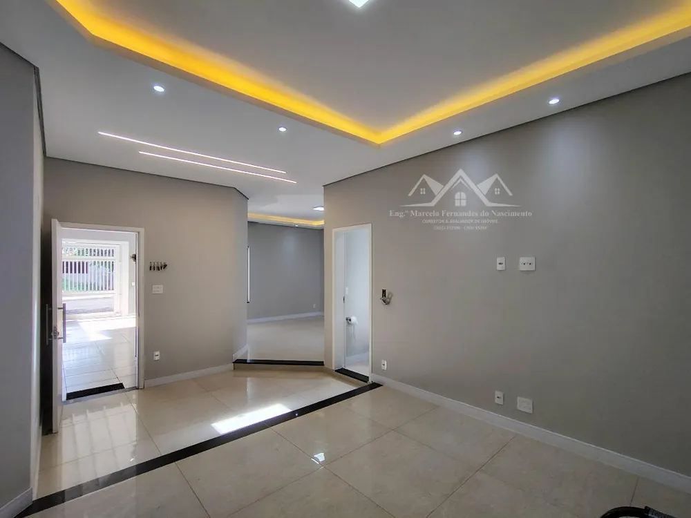 Casa, 3 quartos, 206 m² - Foto 2