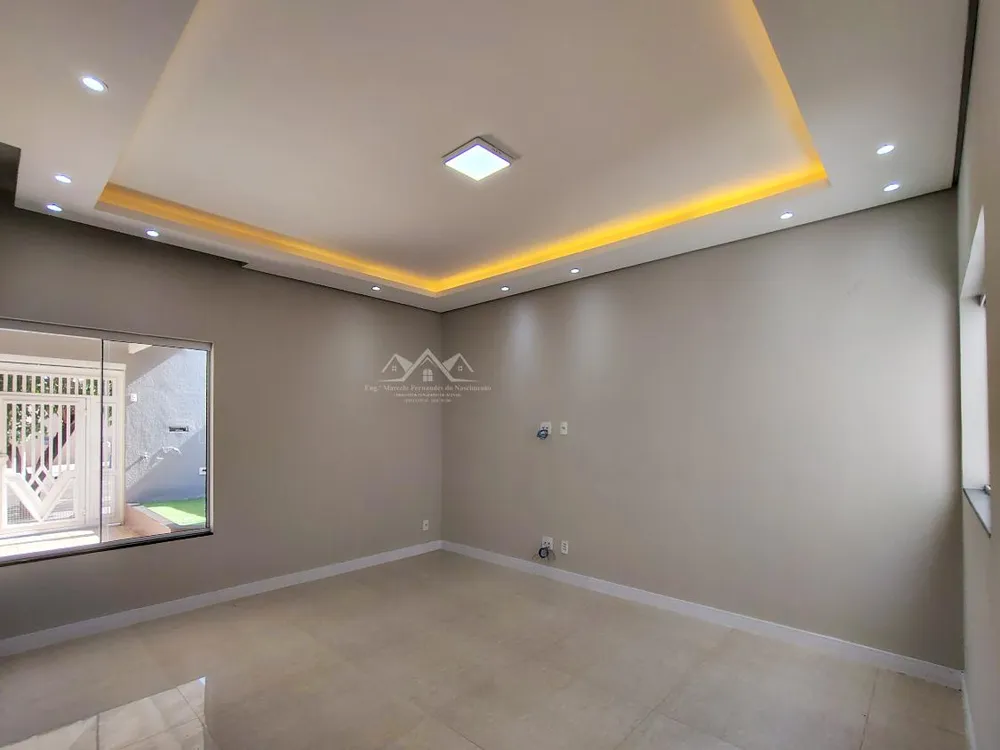 Casa, 3 quartos, 206 m² - Foto 3