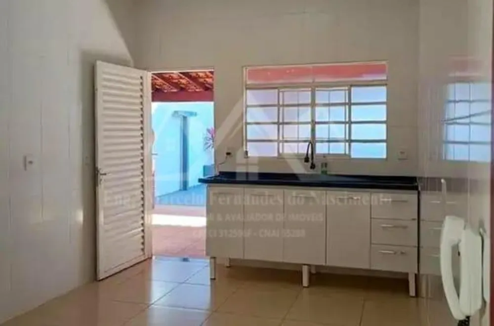 Casa, 3 quartos, 142 m² - Foto 2