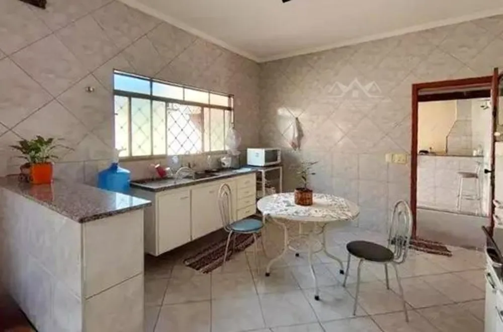 Casa, 3 quartos, 194 m² - Foto 13