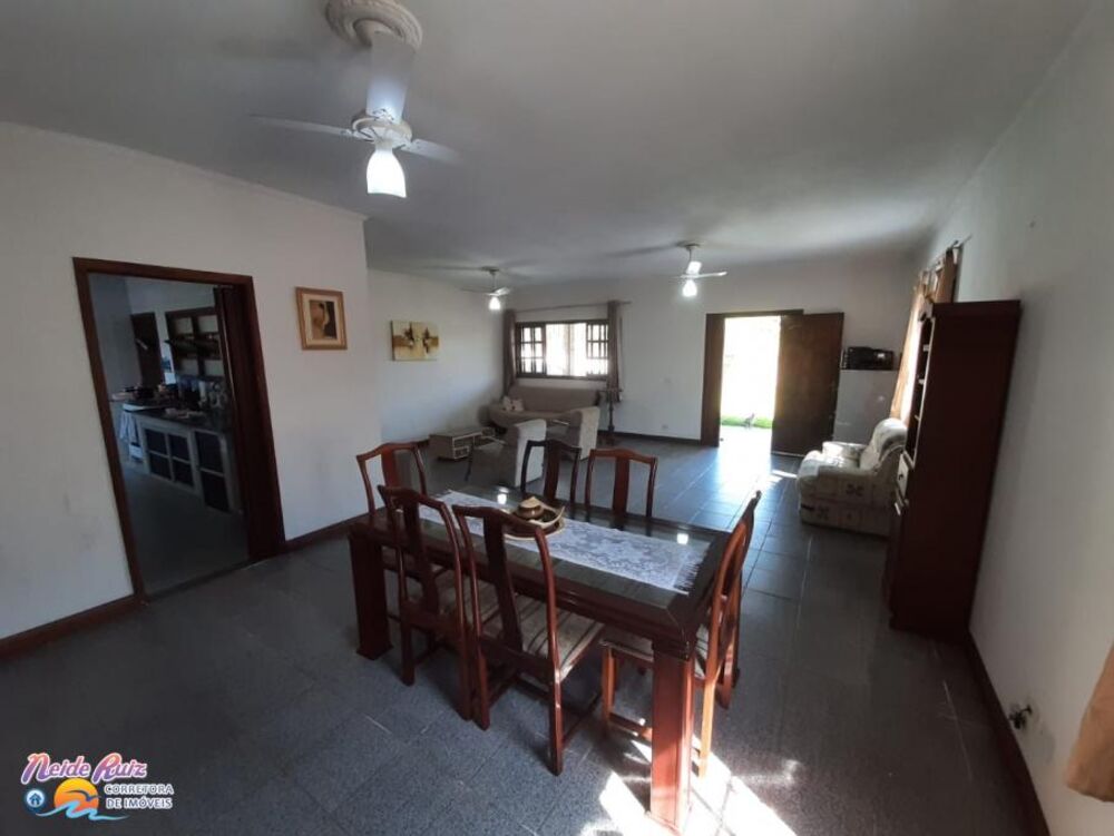 Casa, 3 quartos, 241 m² - Foto 8