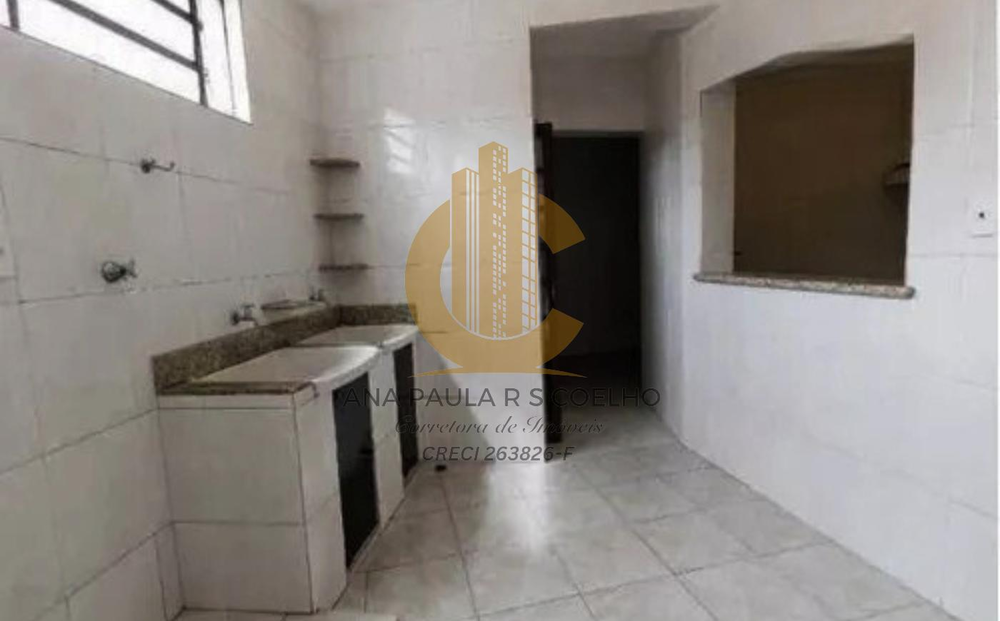 Sobrado à venda com 3 quartos, 350m² - Foto 2