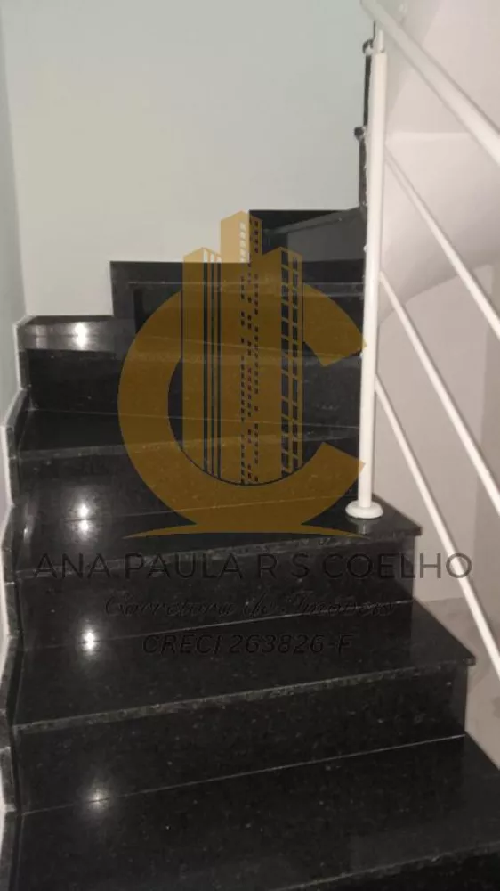 Sobrado à venda com 3 quartos, 100m² - Foto 3