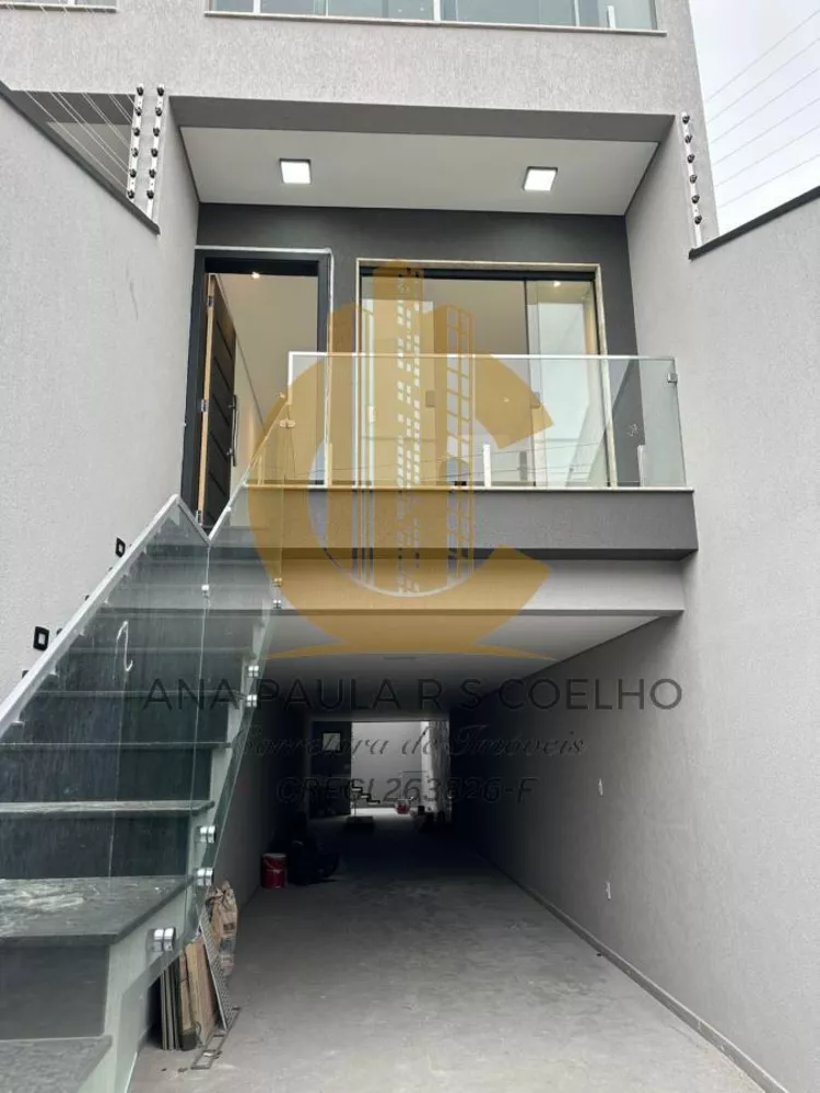 Sobrado à venda com 3 quartos, 230m² - Foto 2