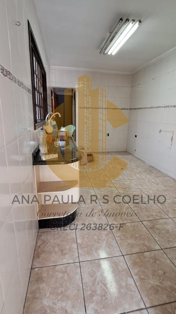 Sobrado, 3 quartos, 200 m² - Foto 4