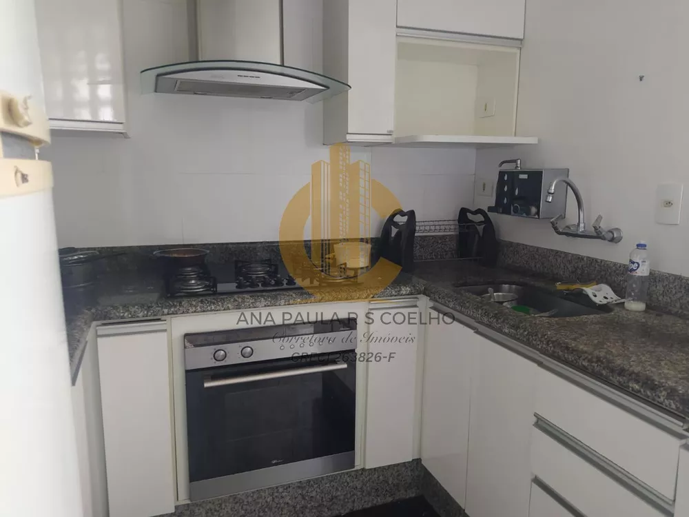 Apartamento à venda com 3 quartos, 70m² - Foto 2