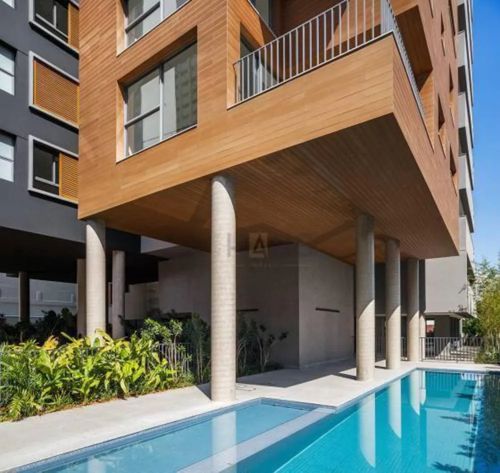 Cobertura, 3 quartos, 227 m² - Foto 1