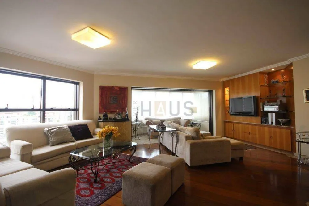 Apartamento, 3 quartos, 190 m² - Foto 1