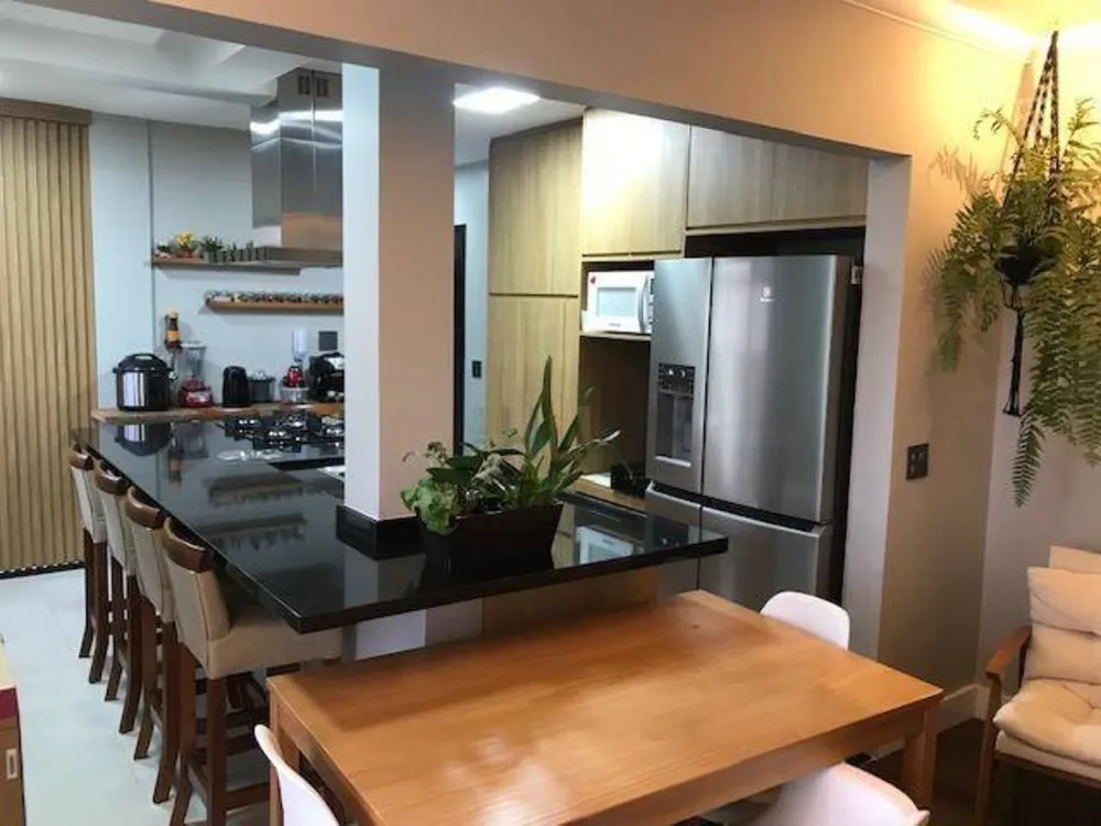 Apartamento, 3 quartos, 92 m² - Foto 1