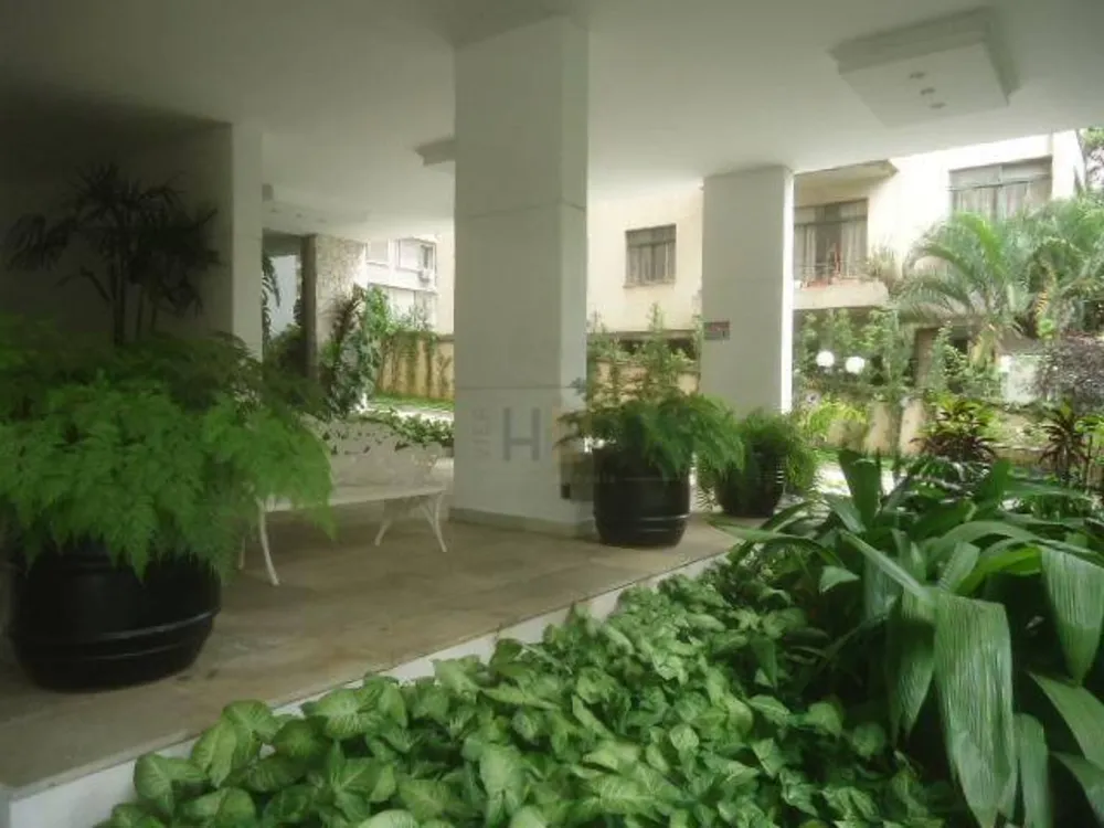 Apartamento, 3 quartos, 219 m² - Foto 2