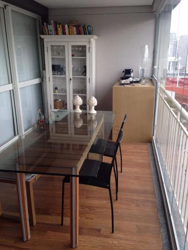 Apartamento, 1 quarto, 65 m² - Foto 1