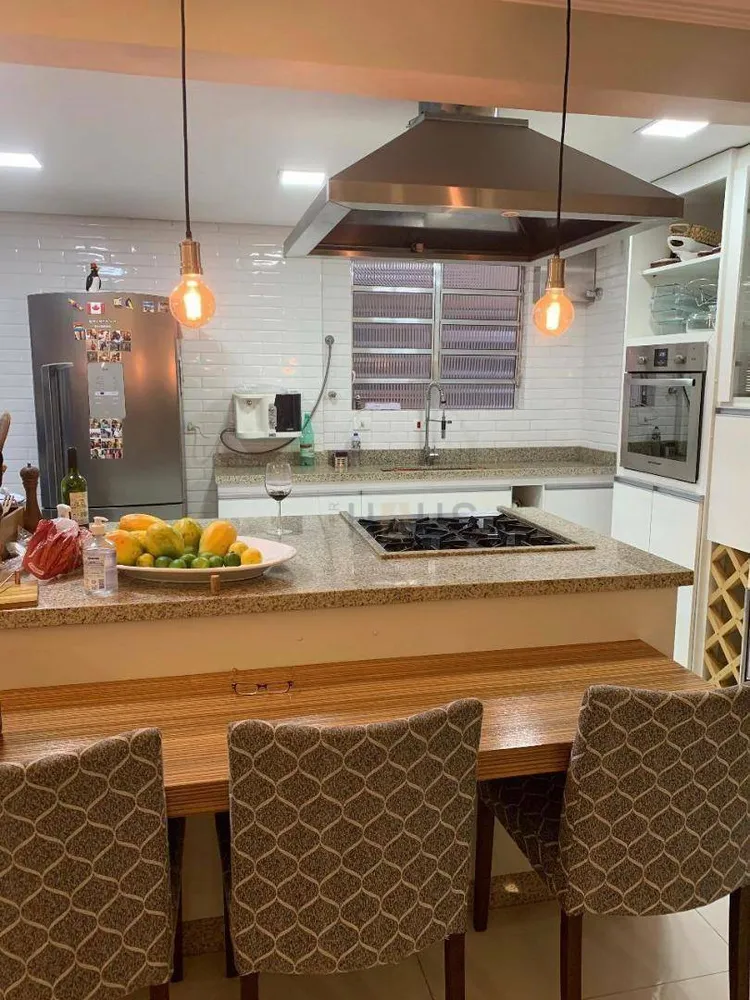 Apartamento, 3 quartos, 130 m² - Foto 2