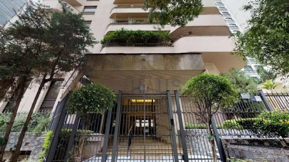 Apartamento, 3 quartos, 292 m² - Foto 1
