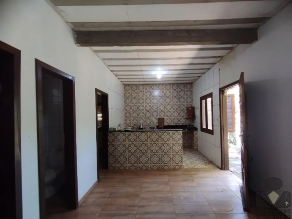 Chácara, 6 quartos, 3200 m² - Foto 1