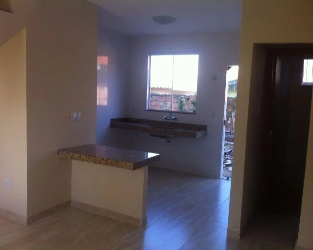Casa, 2 quartos, 72 m² - Foto 2