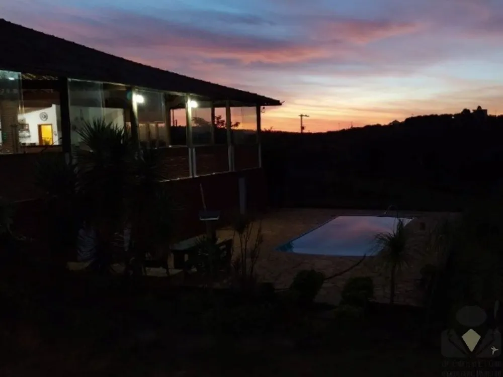 Sítio, 6 quartos, 5000 m² - Foto 1