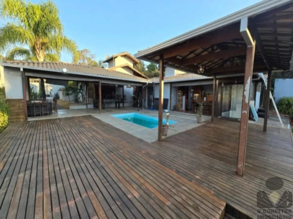 Chácara, 3 quartos, 1000 m² - Foto 1
