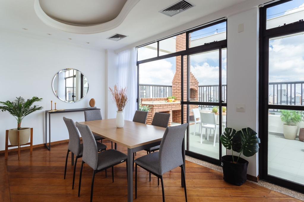 Apartamento, 3 quartos, 230 m² - Foto 1