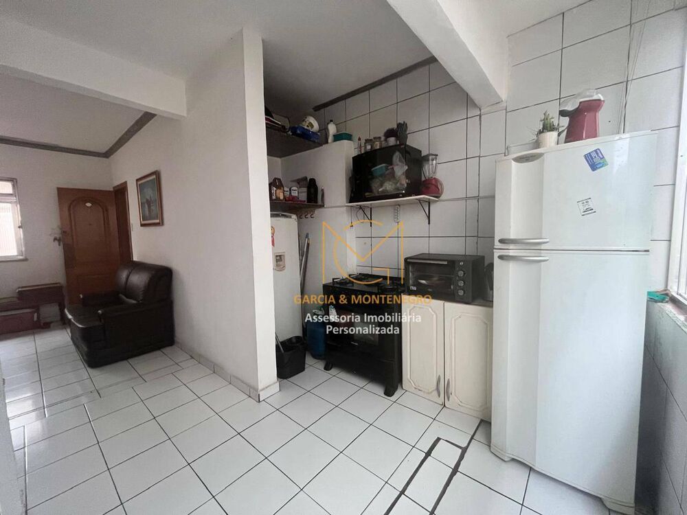 Apartamento à venda com 2 quartos, 75m² - Foto 7