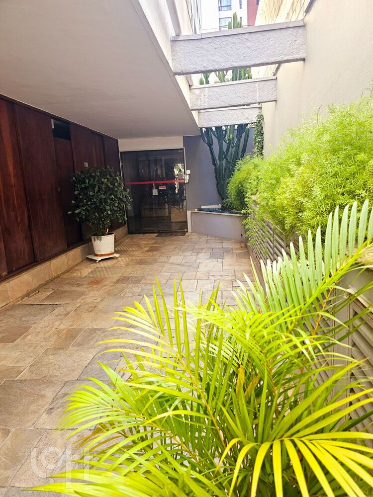 Apartamento à venda com 2 quartos, 76m² - Foto 5