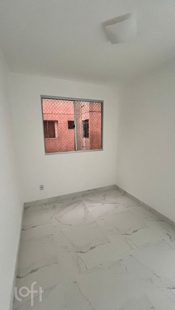Apartamento à venda com 2 quartos, 38m² - Foto 4