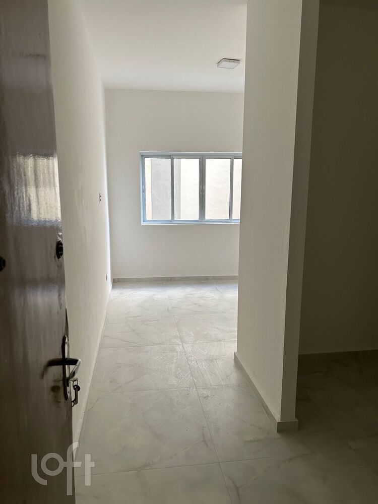 Apartamento à venda com 1 quarto, 35m² - Foto 2