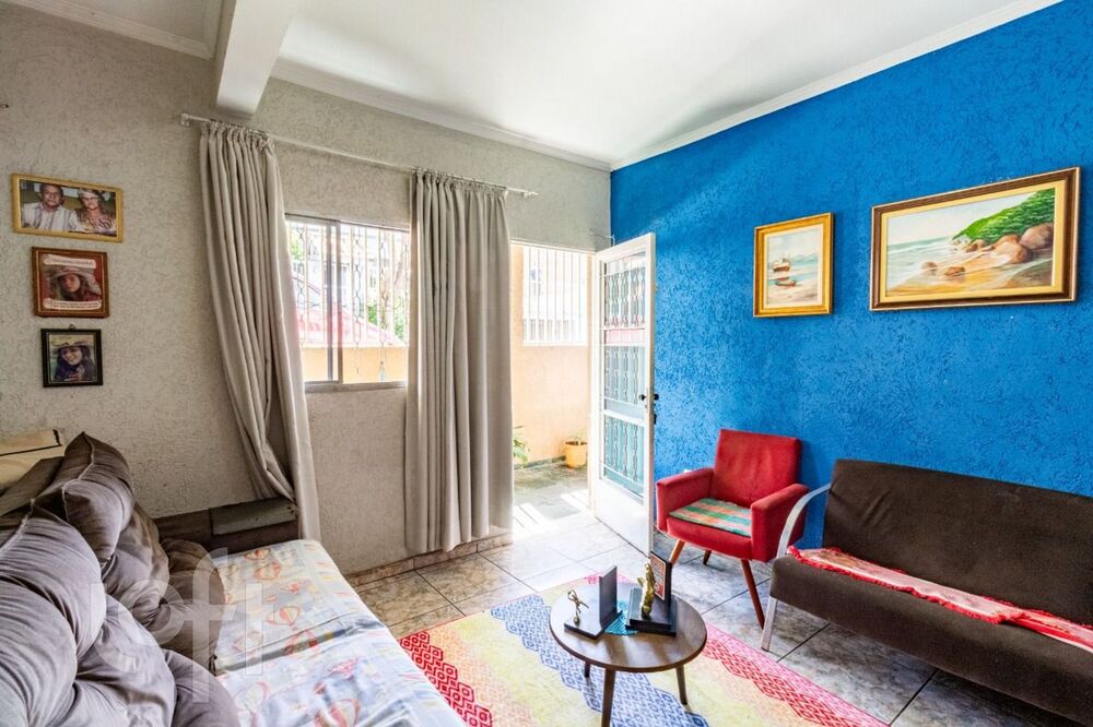 Casa à venda com 6 quartos, 940m² - Foto 2