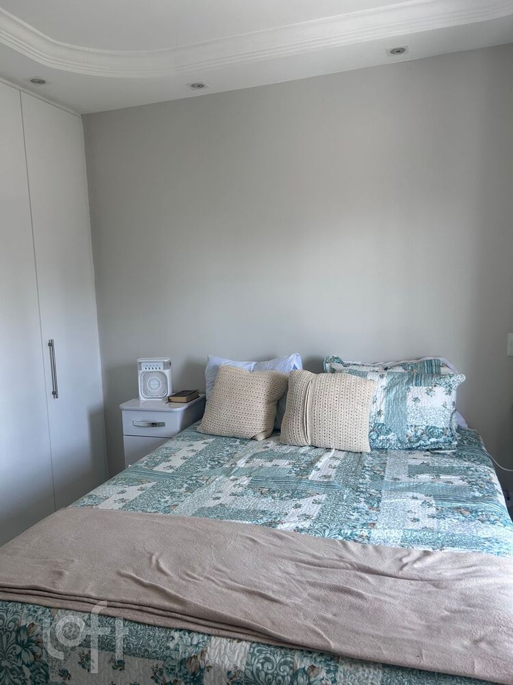 Apartamento à venda com 3 quartos, 90m² - Foto 4