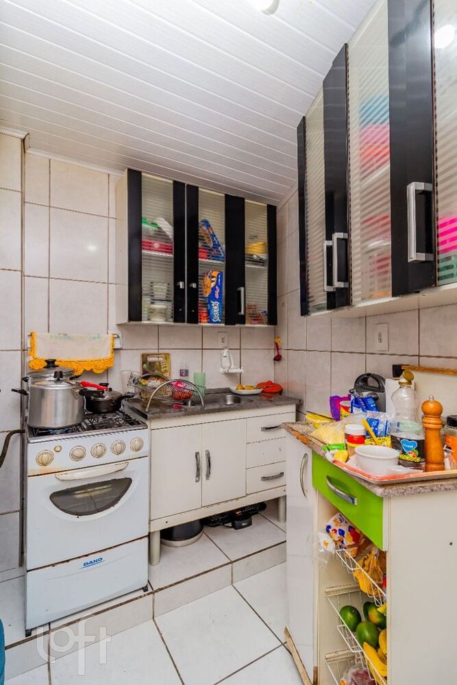 Apartamento à venda com 2 quartos, 44m² - Foto 4