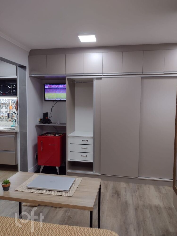 Apartamento à venda com 1 quarto, 26m² - Foto 2