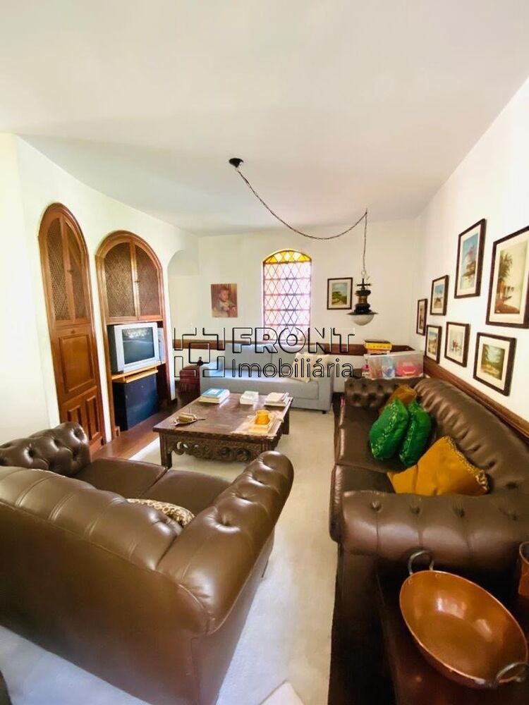 Casa à venda e aluguel com 6 quartos, 600m² - Foto 11