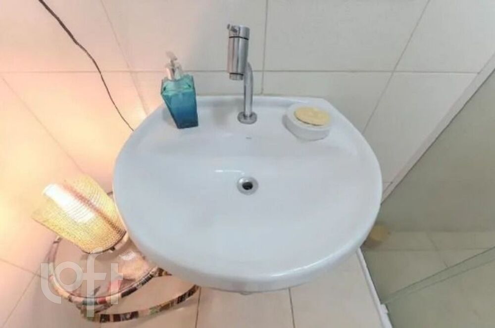 Apartamento à venda com 2 quartos, 90m² - Foto 8