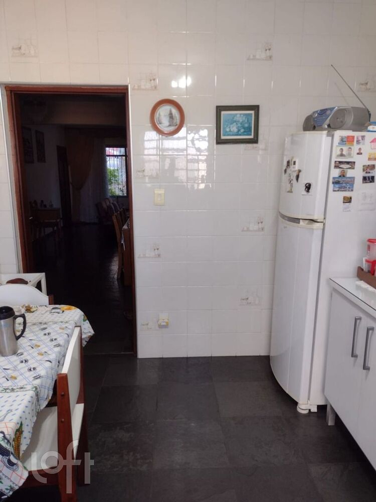 Casa à venda com 3 quartos, 200m² - Foto 3