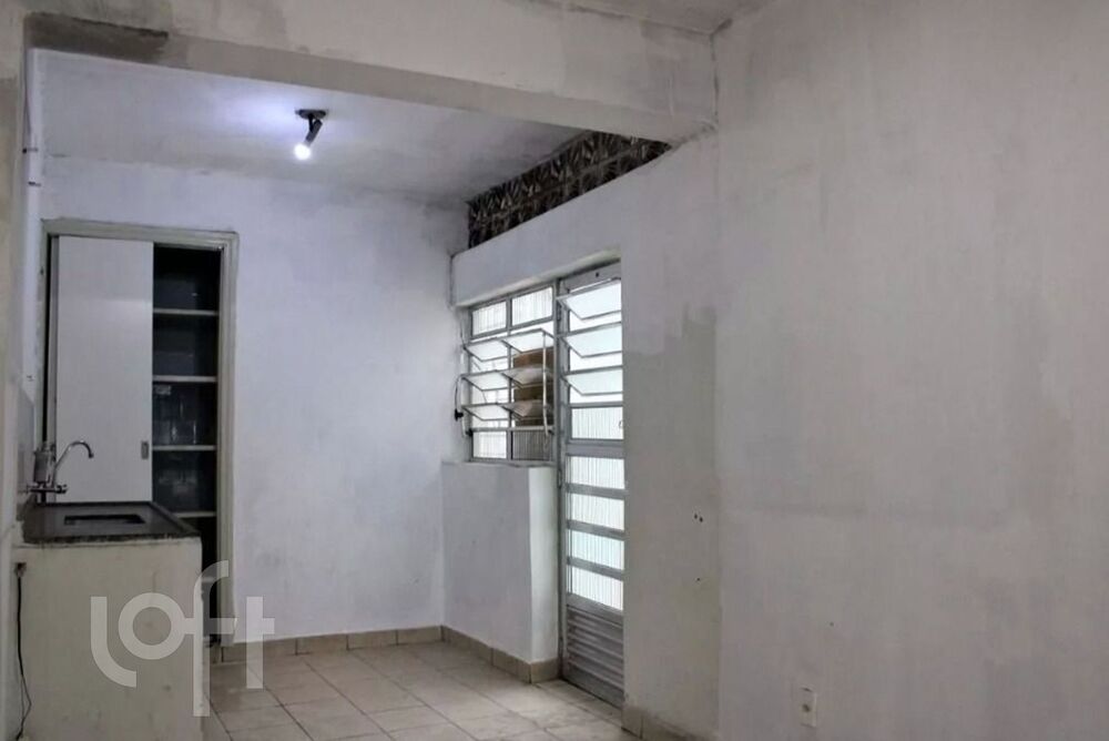 Casa à venda com 4 quartos, 100m² - Foto 2