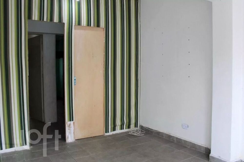 Casa à venda com 4 quartos, 100m² - Foto 1