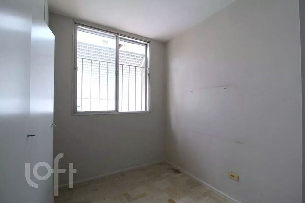 Apartamento à venda com 3 quartos, 138m² - Foto 2