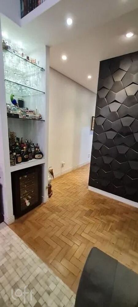 Apartamento à venda com 2 quartos, 78m² - Foto 11