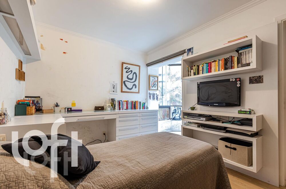 Apartamento à venda com 4 quartos, 250m² - Foto 18