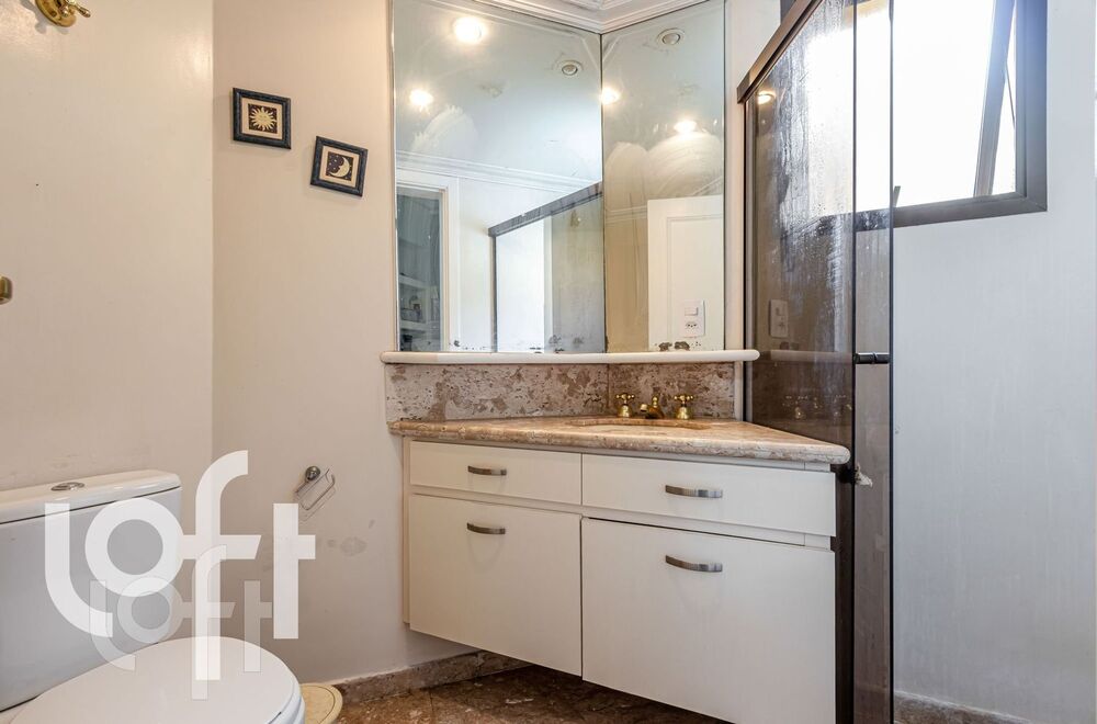 Apartamento à venda com 4 quartos, 250m² - Foto 2